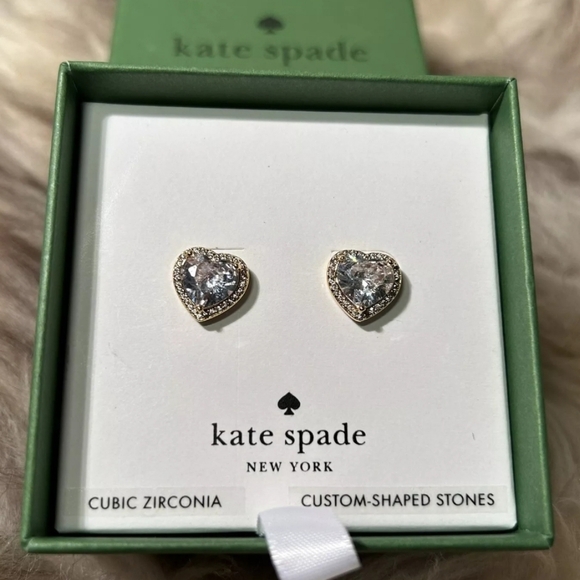 Kate Spade NIB My Love Custom Heart Shaped Stud Earring. Gift ready 🎁✨️ - Picture 2 of 4